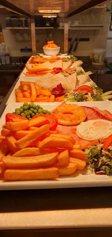 The Coach And Horses Bed & Breakfast Winchester Eksteriør bilde