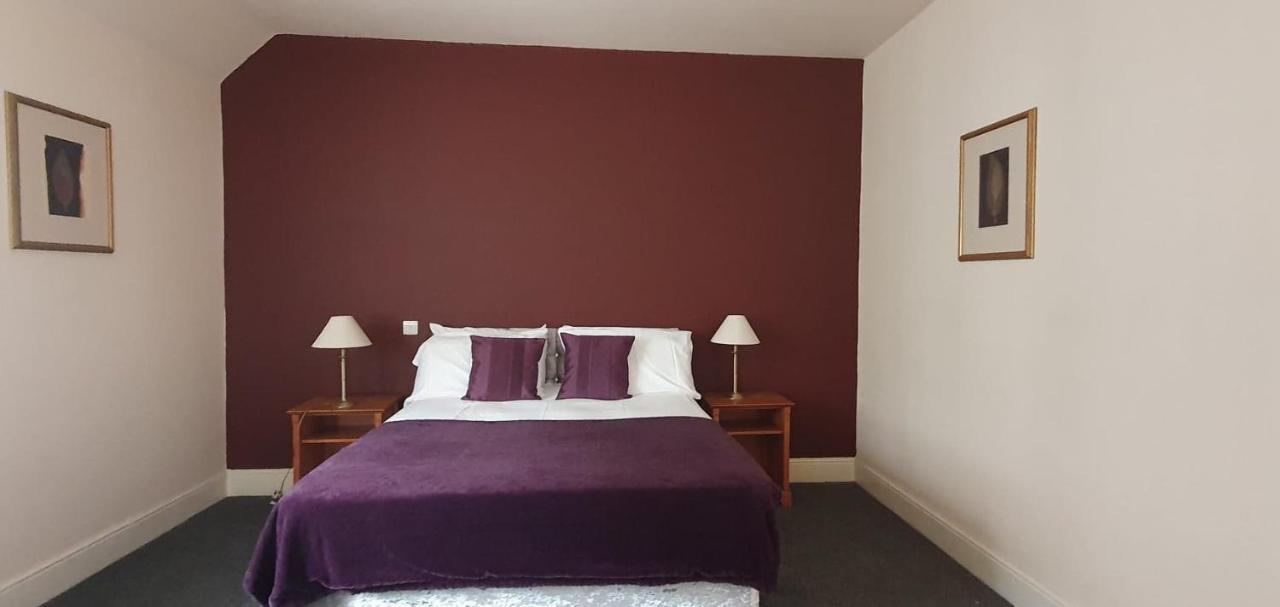 The Coach And Horses Bed & Breakfast Winchester Eksteriør bilde