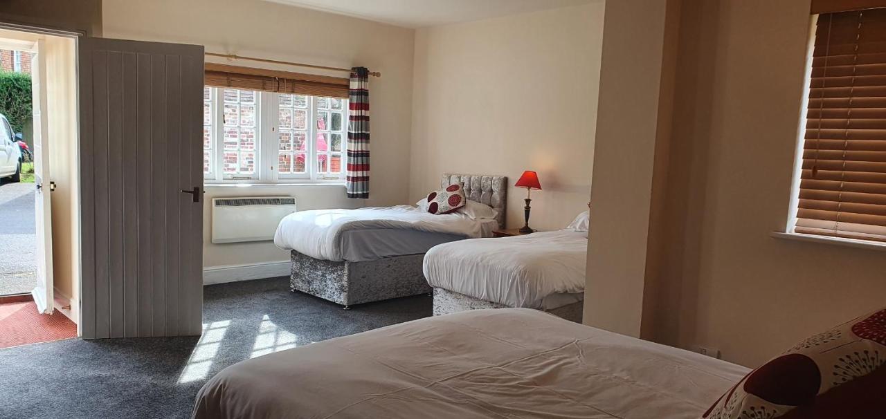 The Coach And Horses Bed & Breakfast Winchester Eksteriør bilde