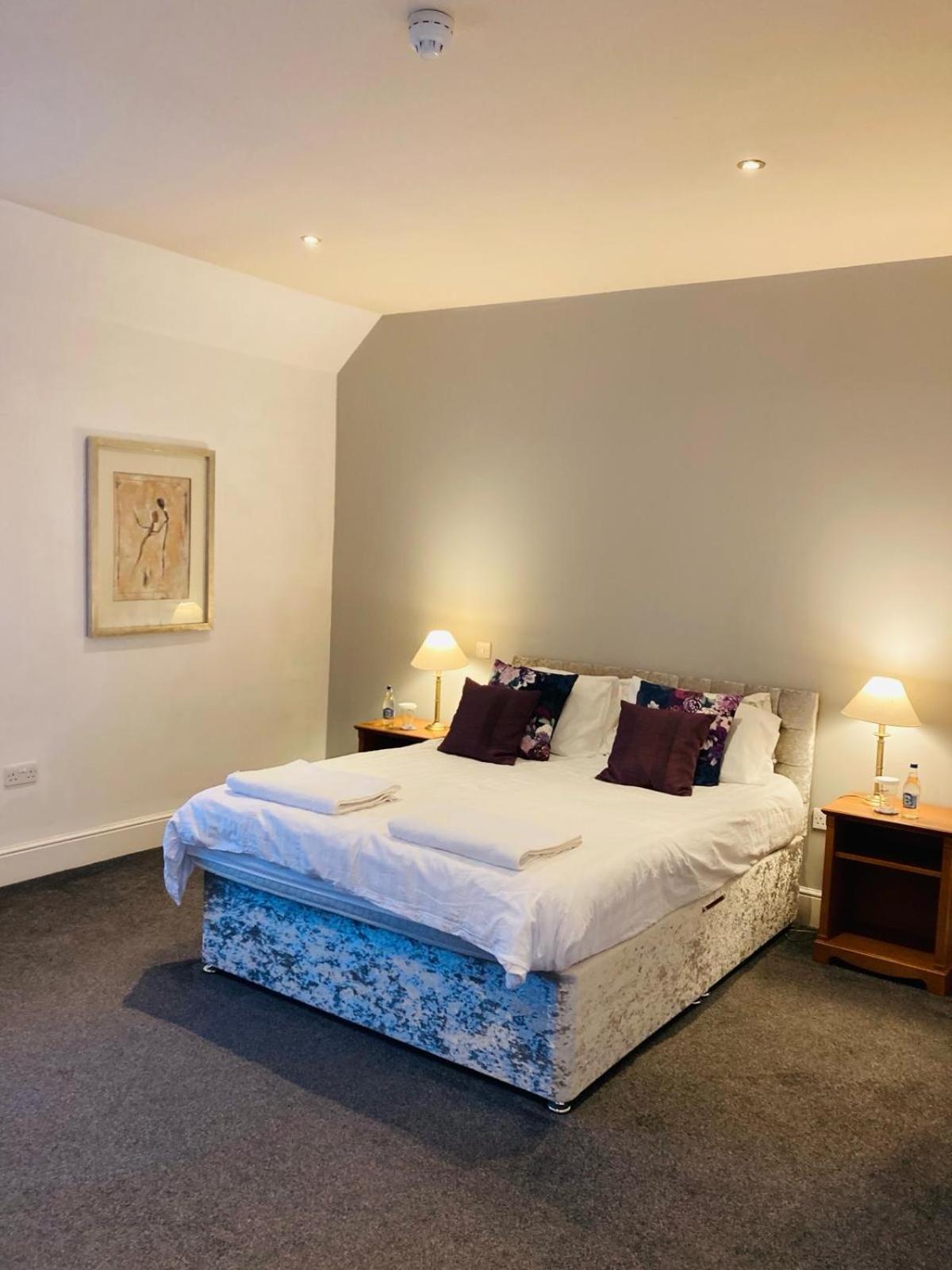 The Coach And Horses Bed & Breakfast Winchester Eksteriør bilde
